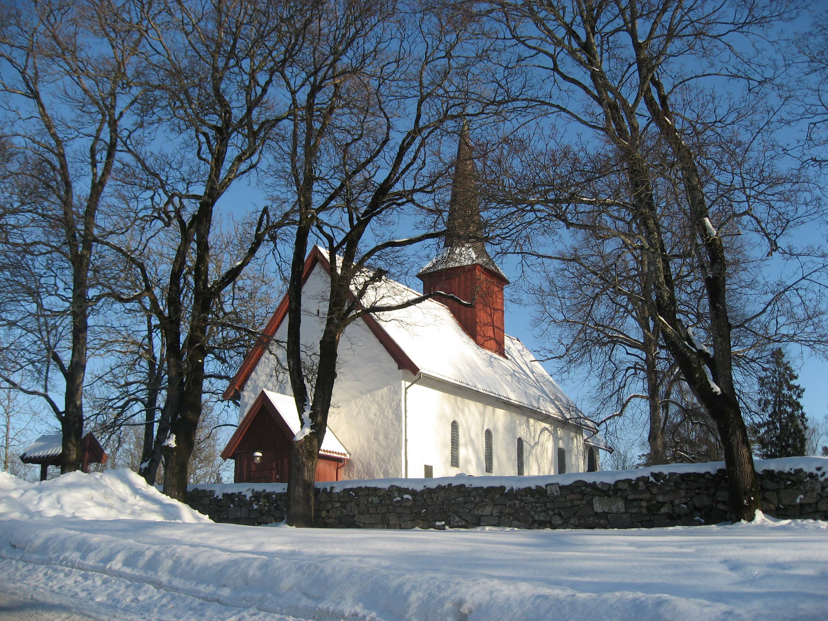 Tanum kirke